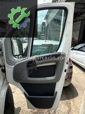 Fiat Ducato Sağ Ön Kapı çıkma parça