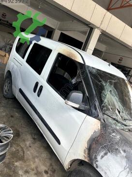 Fiat Doblo Sağ Ön Kapı Sacı çıkma parça