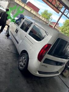 DOBLO 2016 SOL SÜRGÜLÜ KAPI BEYAZ HATASIZ ORJİNAL KELEBEK CAMLI