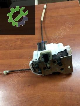 Fiat Doblo Sol Ön Kapı Kilidi 519750820 çıkma parça