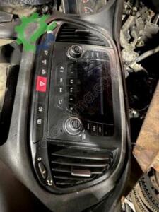 Çıkma Orijinal Teyp Fiat Doblo