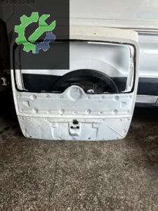 Doblo geniş aile bagaj kapağı