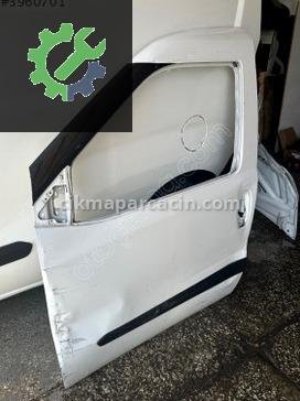 Fiat Doblo Sol Ön Kapı çıkma parça
