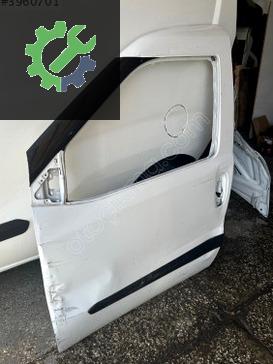 Fiat Doblo Sol Ön Kapı çıkma parça