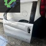 Doblo geniş aile sol ön kapı