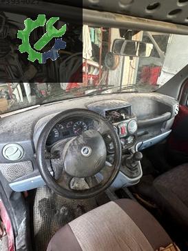 Fiat Doblo Göğüslük çıkma parça