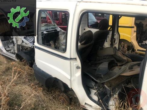 Fiat Doblo Sağ Arka Çamurluk çıkma parça