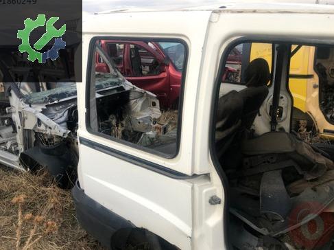 Fiat Doblo Sağ Arka Çamurluk çıkma parça