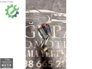 Çıkma Orijinal Kemer Tokası Volkswagen Passat 3C0857739B