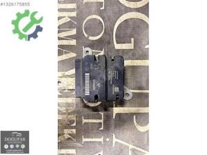 Çıkma Orijinal Airbag Beyni (SRS) Renault Clio A2C80613911