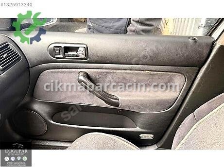 Volkswagen Golf Kapı Döşemesi çıkma parça
