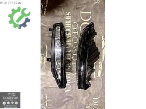 Skoda Superb Sağ Sis Farı 3V0941699B Çıkma