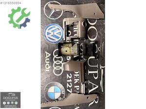 Volkswagen Jetta Bakalit Çıkma