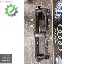 Mercedes-Benz GLA (W247) Orijinal Çıkma Ön Panjur A2475008900