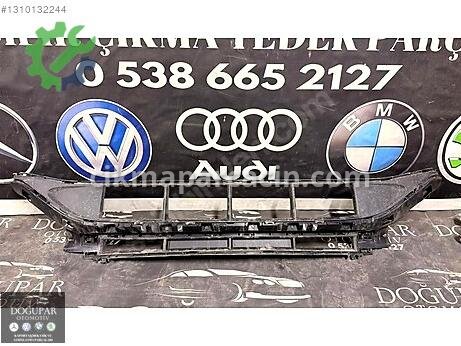 Mercedes-Benz C Ön Panjur çıkma parça