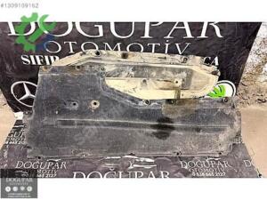 Çıkma Orijinal Motor Alt Muhafaza BMW 5 Serisi (G30) 7340779
