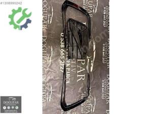 Çıkma Orijinal Sis Farı Çerçevesi Volkswagen Golf 5H0853666H