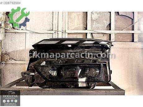 Skoda Enyaq Sol Ön Far çıkma parça