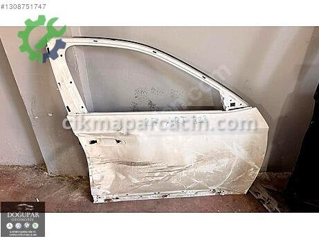 Skoda Superb Sağ Ön Kapı çıkma parça