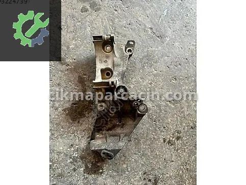 Dacia Dokker Klima Kompresörü çıkma parça