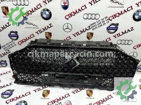 DS Automobiles DS7 Ön Panjur 9831208777 çıkma parça