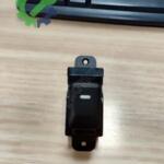 DÜĞME CAM AÇMA CERATO 12-17 ÖN SAĞ