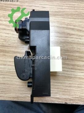 Toyota Yaris Cam Düğmesi 84820-0D040 çıkma parça