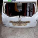 duster  çıkma 2015 bagaj kapağı