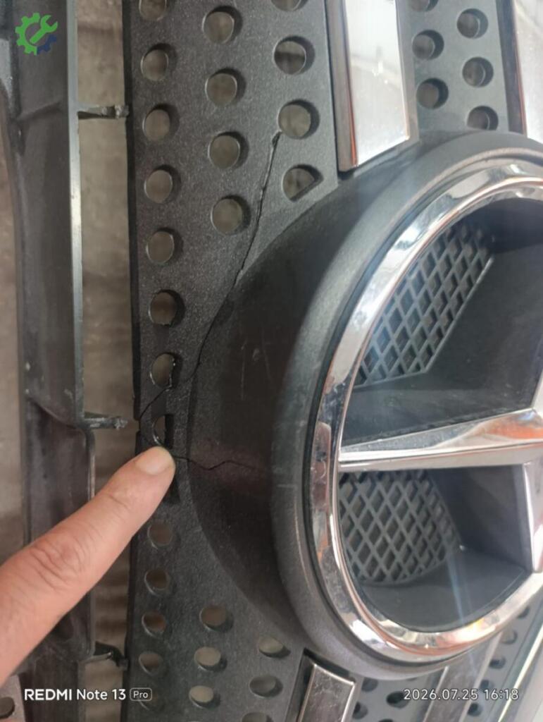 Mercedes-Benz Sprinter Ön Panjur 906 888 05 23 çıkma parça