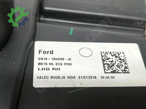 Ford Ecosport Sağ Ön Far çıkma parça