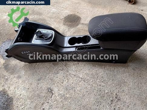 Fiat Egea Orta Konsol çıkma parça