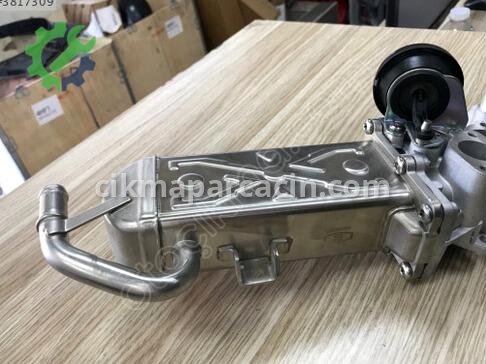 Volkswagen Passat EGR Valfi 03L131512AP çıkma parça