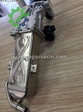 Volkswagen Passat EGR Valfi 03L131512AP çıkma parça