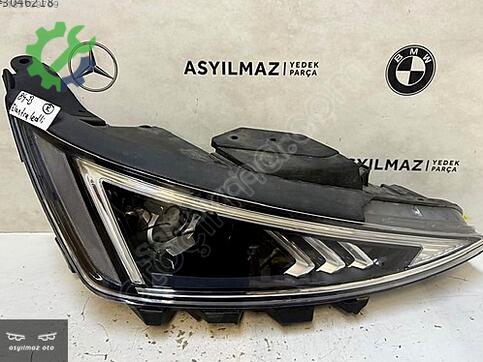 Hyundai Elantra Sağ Ön Far çıkma parça