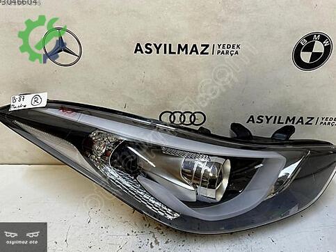Hyundai Elantra Sağ Ön Far çıkma parça