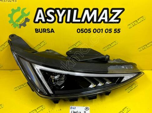 Hyundai Elantra Sağ Ön Far çıkma parça