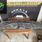 ET76-R016B26-A Courier Göğüs Paneli Uzantı Plastiği Çıkma