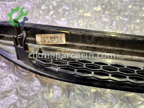 Land Rover Range Rover Sağ Ön Çamurluk BJ32280B10 çıkma parça