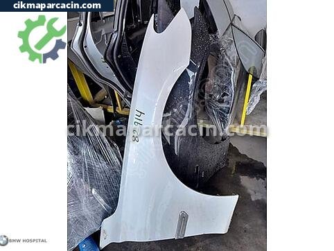 BMW 7 Serisi Sağ Çamurluk çıkma parça