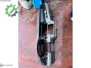 F10 5 SERİSİ SİYAH ALTI KIRIK BEYAZ AÇIK BEYAZ ORJİNAL TORPİDO