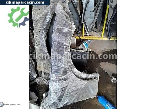BMW 3 Serisi Sağ Çamurluk çıkma parça