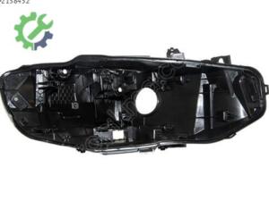 F32 LCİ LED SAĞ FAR KASASI SIFIR