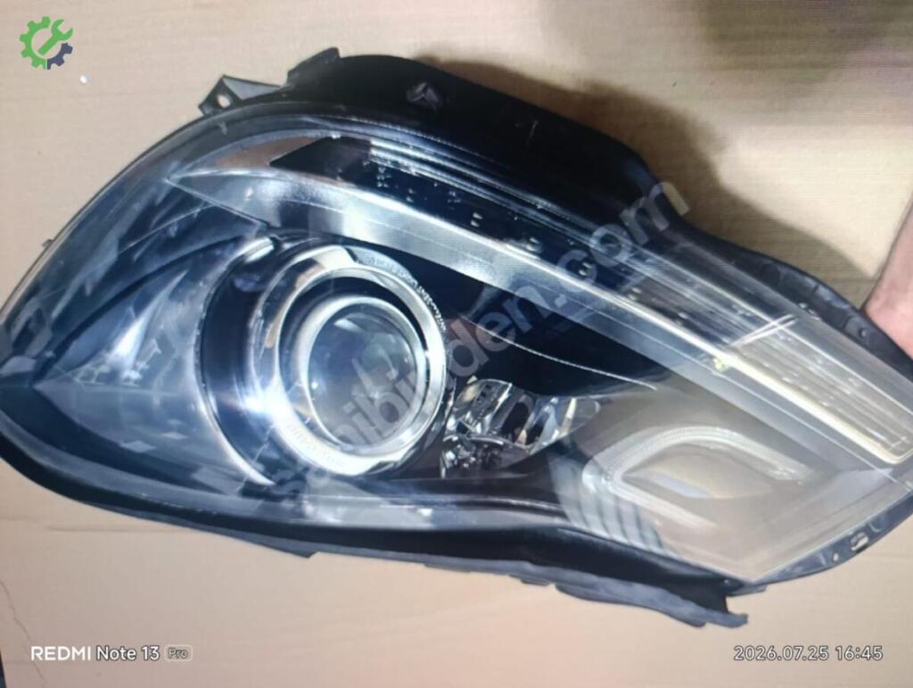 Mercedes-Benz C180 Sol Ön Far A2048207939 çıkma parça