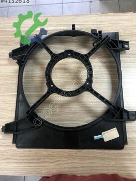 Hyundai Accent Davlumbaz 25350-17030 çıkma parça