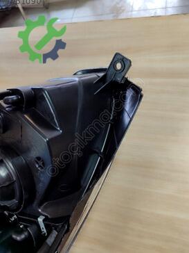 Hyundai Accent Sağ Ön Far 92102-1E041 çıkma parça