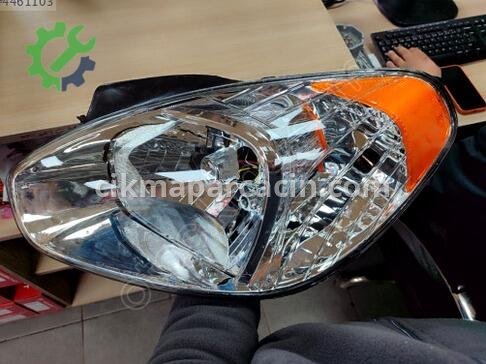 Hyundai Accent Sol Ön Far 92101-1E041 çıkma parça