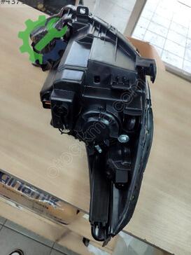 Hyundai Accent Sağ Ön Far 92102-1R040 çıkma parça