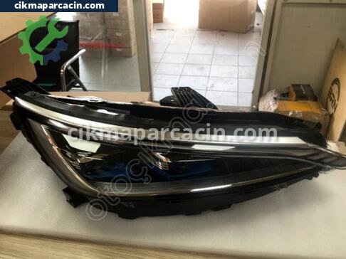 BYD Atto 3 Sağ Ön Far çıkma parça