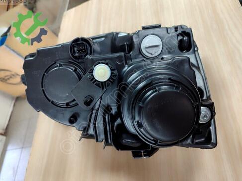 Kia Sorento Sol Ön Far 92101-3E510 çıkma parça