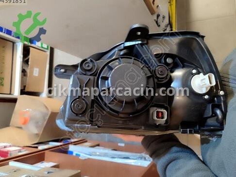 Kia Rio Sağ Ön Far 92102-FD010 çıkma parça